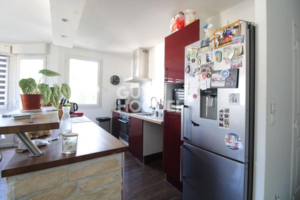 À vendre : Appartement 3 pièces à COMBS LA VILLE