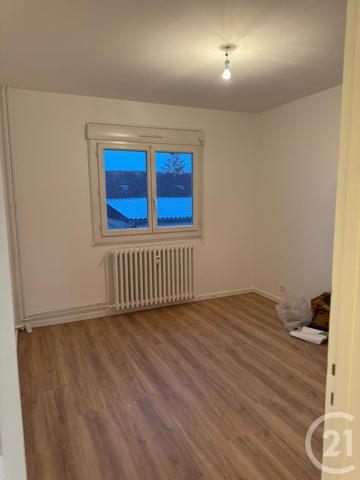 Appartement F4 à vendre  4 pièces - 66,62 m2 MONTLUCON - 03
