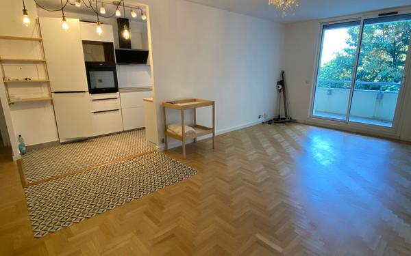 Appartement à louer    3 pièces • 70,98 m2 Issy-les-Moulineaux