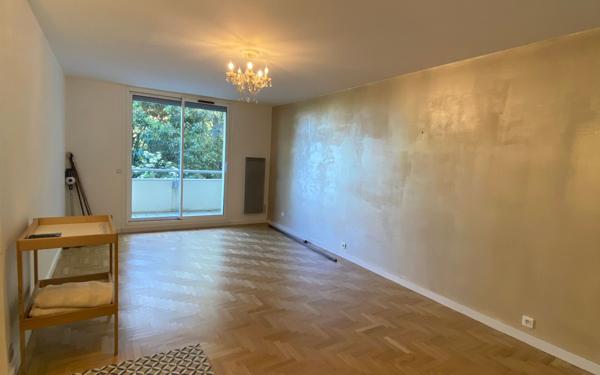 Appartement à louer    3 pièces • 70,98 m2 Issy-les-Moulineaux