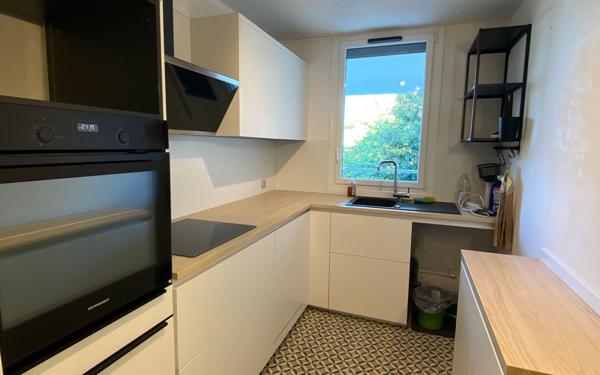 Appartement à louer    3 pièces • 70,98 m2 Issy-les-Moulineaux