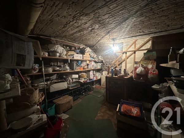 Maison à vendre  4 pièces - 355 m2 CORPS - 38