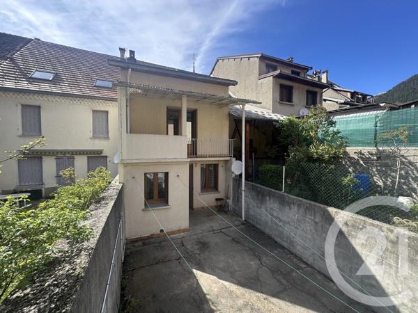 Maison à vendre  4 pièces - 355 m2 CORPS - 38