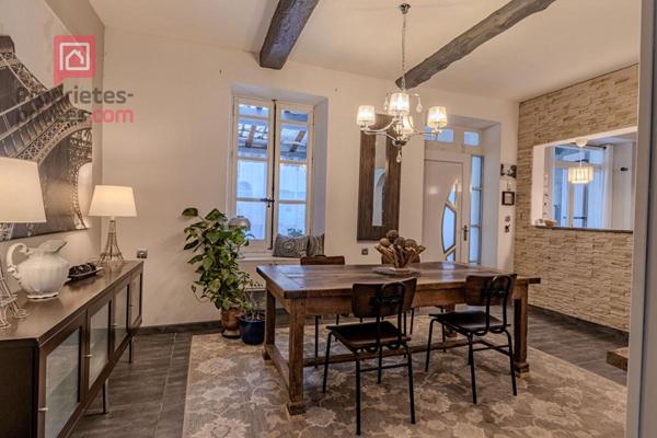 RARE- MAISON DE MAITRE Vedène centre 7 pièce(s) 144 m2, grand confort