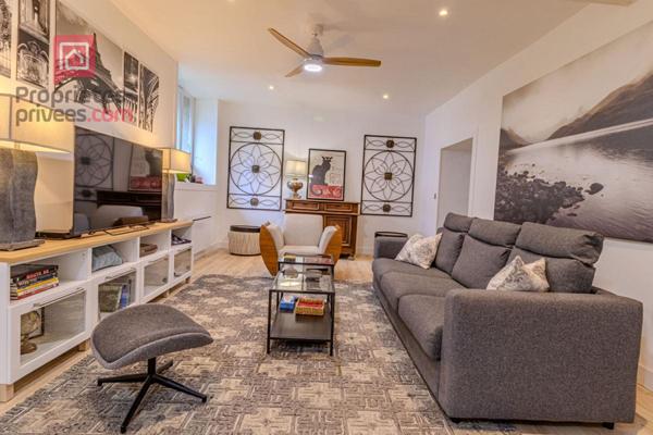 RARE- MAISON DE MAITRE Vedène centre 7 pièce(s) 144 m2, grand confort