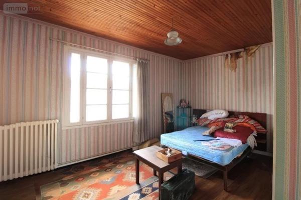 Maison à vendre à Latillé dans la Vienne (86190), ref : V1927