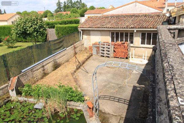 Maison à vendre à Latillé dans la Vienne (86190), ref : V1927