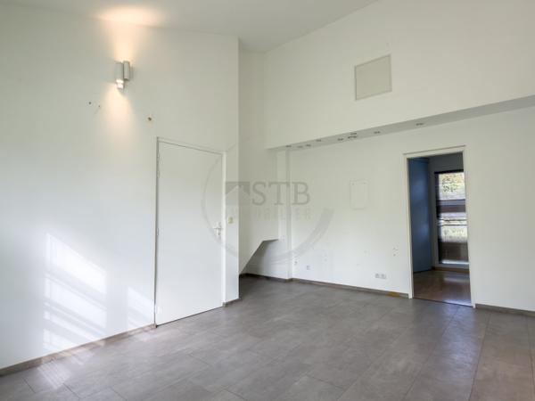 Maison de 130m² environ avec potentiel sur 594m2 de terrain à proximité des commodités