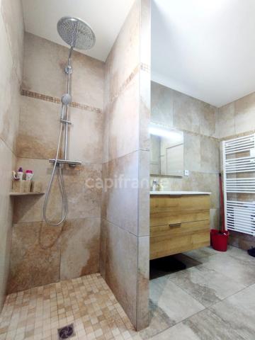 Appartement T5 de 124 m2 avec vue panoramique sur la mer et son jardin à FOLELLI