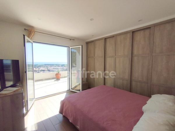 Appartement T5 de 124 m2 avec vue panoramique sur la mer et son jardin à FOLELLI