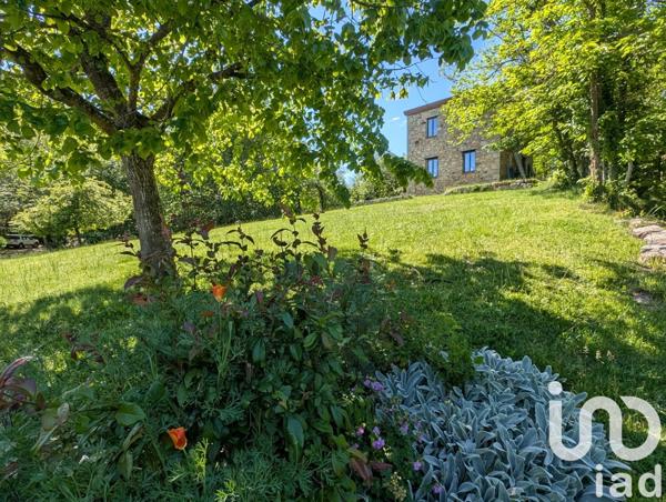 Mas 8 pièces de 195 m² à Saint-Laurent-de-Cerdans (66260)