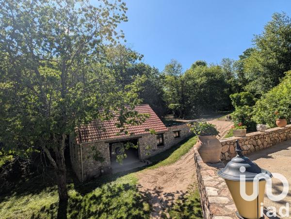 Mas 8 pièces de 195 m² à Saint-Laurent-de-Cerdans (66260)