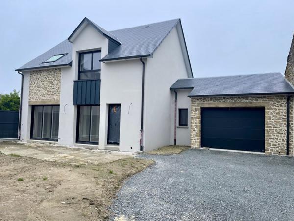 Vente Maison112 m² - 6 Pièces - SAINT COULOMB (35350)