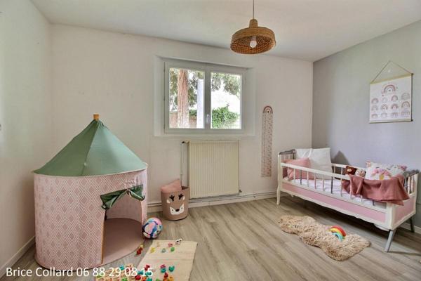 60180 NOGENT SUR OISE Maison de plain-pied 4 chambres jardin atelier