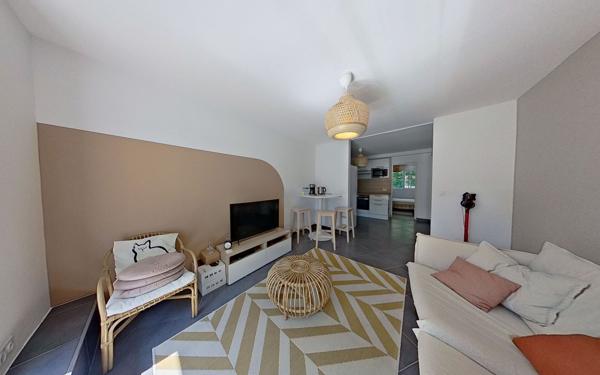 Appartement à louer    4 pièces •  Lyon 9