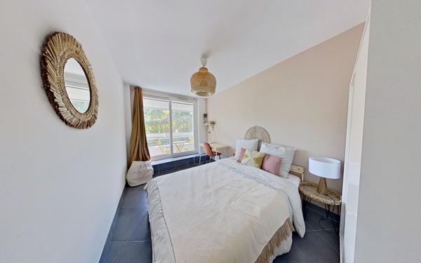 Appartement à louer    4 pièces •  Lyon 9