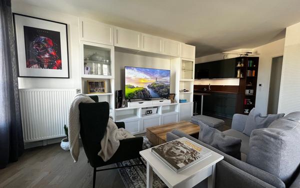 Appartement à louer    3 pièces • 59,79 m2 Serris