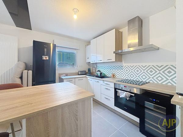 Location appartement La Roche Sur Yon : 750 € - AJP Immobilier La Roche-sur-Yon