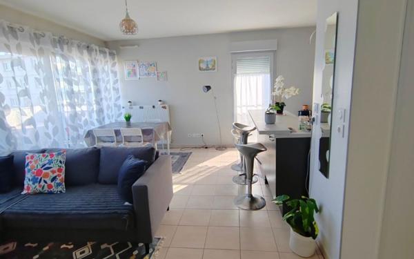 Appartement à louer    2 pièces •  Décines-Charpieu