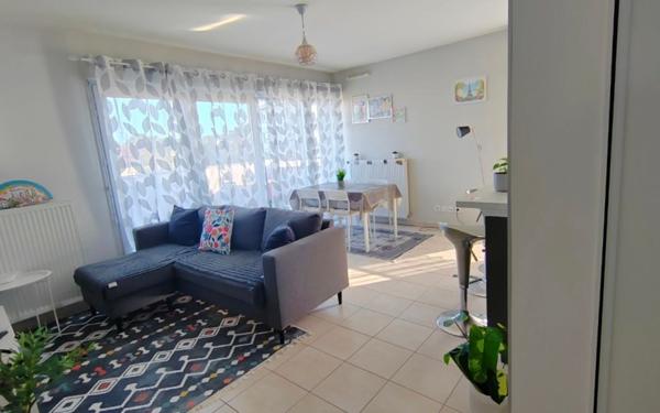 Appartement à louer    2 pièces •  Décines-Charpieu