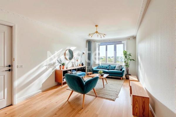 Appartement T4 BRON 3 chambres - Dernier étage - Cave - Garage - Secteur MARNE/PISCINE - 69500 BRON