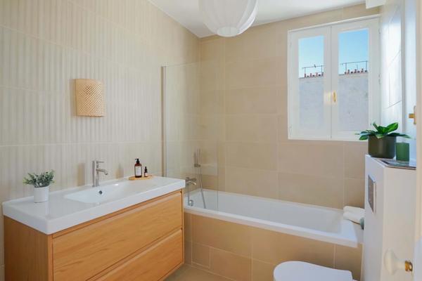 Appartement Paris 9e - RUE CHAPTAL