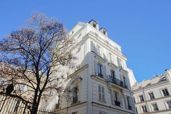 Appartement Paris 9e - RUE CHAPTAL