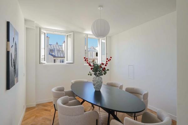 Appartement Paris 9e - RUE CHAPTAL