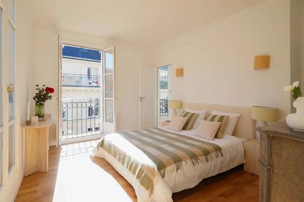 Appartement Paris 9e - RUE CHAPTAL