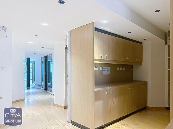 Local commercial à vendre 265.24m² Grenoble (38000)