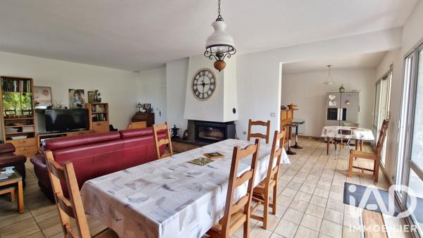 Maison à vendre 6 pièces 163 m² Lannion