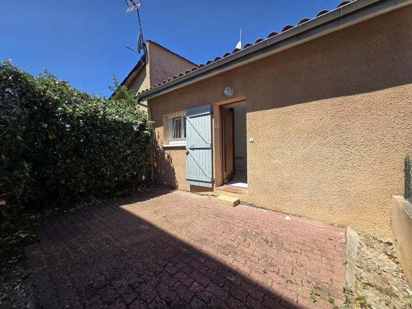 Appartement à louer 550 € CC Aire-sur-l'Adour 2 p 45 m² DPE E