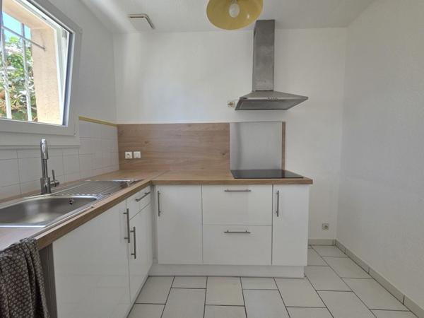 Appartement à louer 550 € CC Aire-sur-l'Adour 2 p 45 m² DPE E
