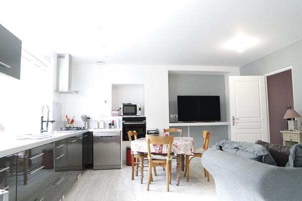 SAINT FLORENT SUR CHER MAISON ENTREPOT APPARTEMENT PISCINE