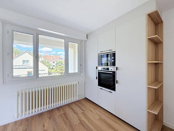 ECKBOLSHEIM - Splendide F4 rénové Eckbolsheim