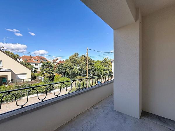 ECKBOLSHEIM - Splendide F4 rénové Eckbolsheim