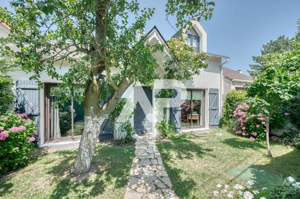 Maison Rueil Malmaison 7 pièce(s) 140m2 €950 000 ** - Référence 19462
