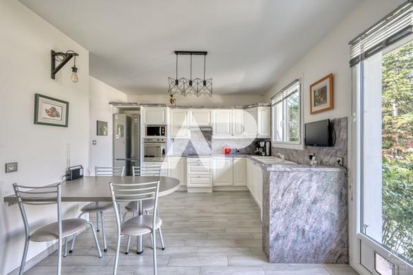 Maison Rueil Malmaison 7 pièce(s) 140m2 €950 000 ** - Référence 19462