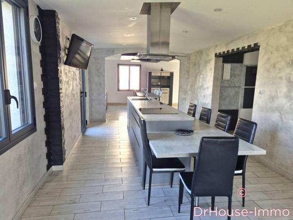 Maison à vendre 7 pièces de 219 m²