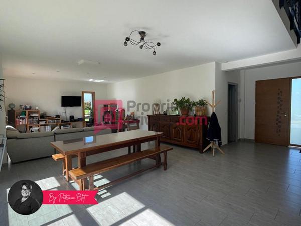 Maison contemporaine de 150 m² sur 1 700 m² de terrain  - Malansac (Morbihan)