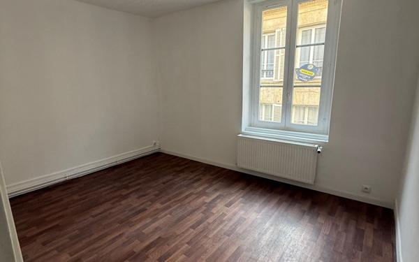 Appartement à louer    2 pièces •  Compiègne