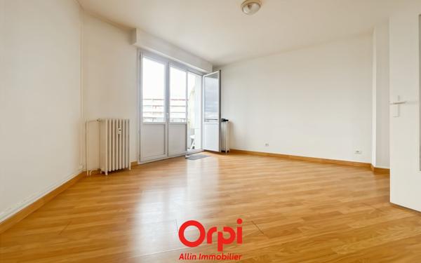 Appartement à vendre    2 pièces • 68,47 m2 Montluçon