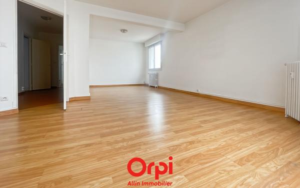 Appartement à vendre    2 pièces • 68,47 m2 Montluçon