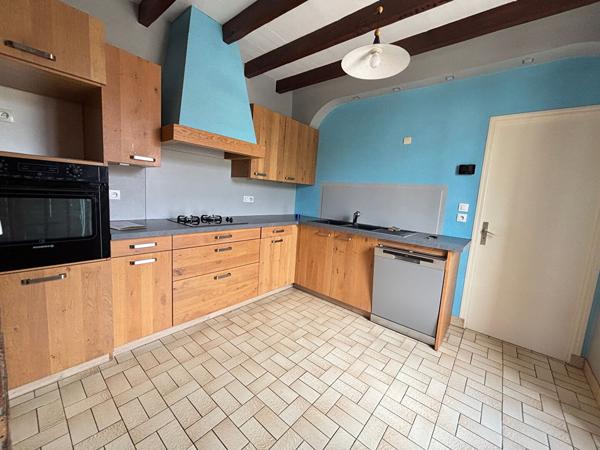 En vente Fourchambault maison ancienne de plain pied, 5 chambres terrain