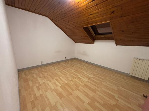 En vente Fourchambault maison ancienne de plain pied, 5 chambres terrain
