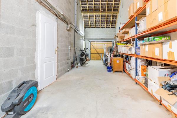 Maison à Verrières-le-Buisson, 5 chambres- 2 points d'eau- DPE D- GRAND GARAGE , PROCHE RER B, combles aménageables!