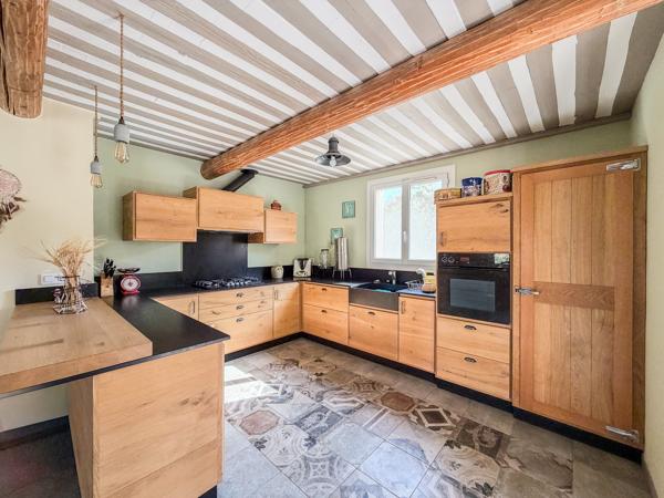 Villa 6 pièces garage