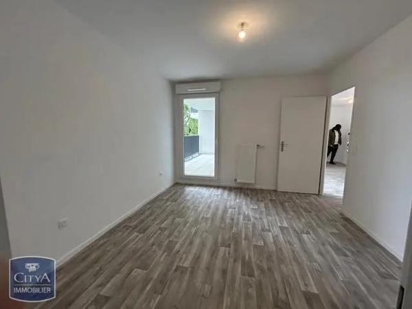 Appartement à louer 2 pièces 46.39m² Drancy (93700)