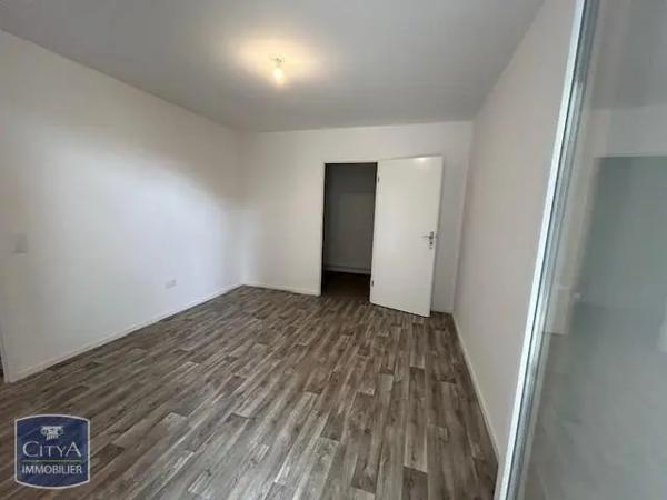 Appartement à louer 2 pièces 46.39m² Drancy (93700)