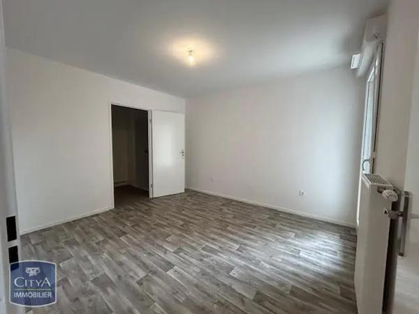 Appartement à louer 2 pièces 46.39m² Drancy (93700)